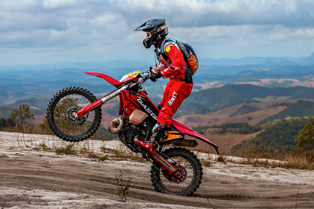 O Ibitipoca Off Road é famoso pela quantidade de trilhas e paisagens deslumbrantes - Foto: Victoria.Kimie/Dirt Photos