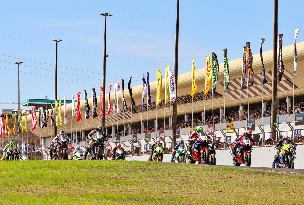 GP Motul define campeões brasileiro de motovelocidade de 2025 – Foto: MOTO1000GP/Grelak Comunicação