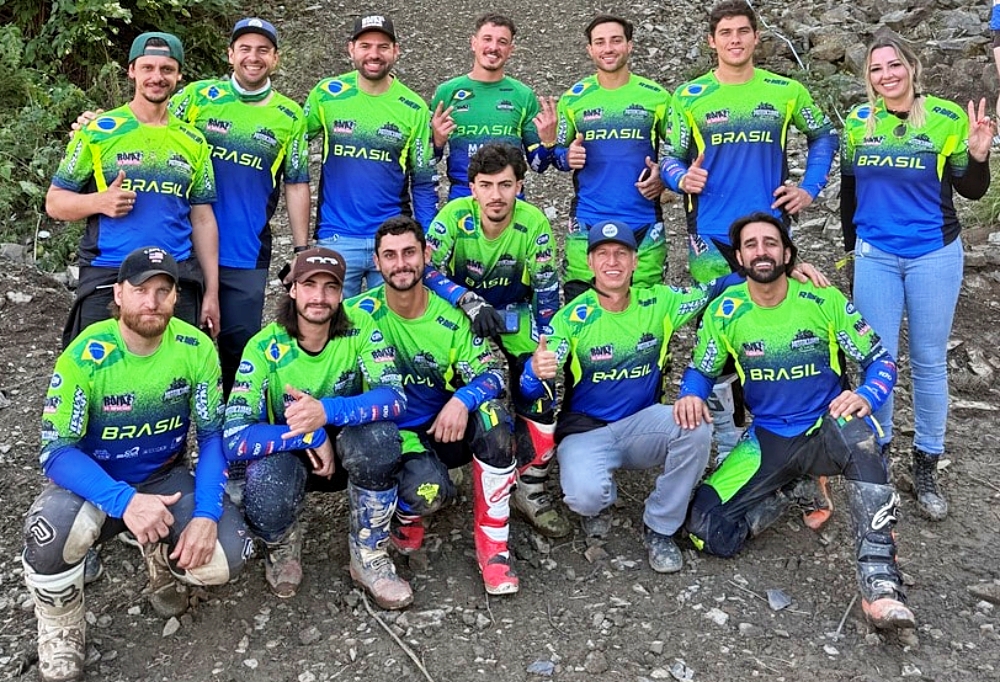 Delegação Brasileira de Moto Climb na Bélgica - Foto Divulgação Moto Climb 