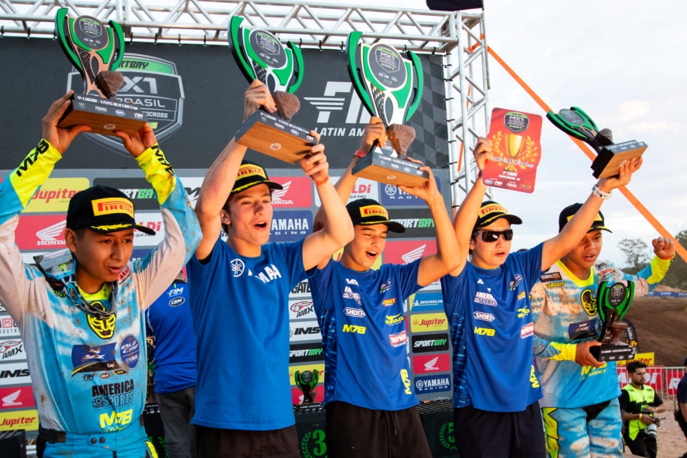 Pódio Categoria IMS YZ125 BLU CRU Cup
